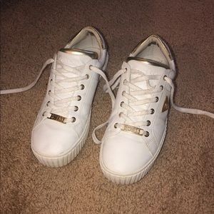 GUESS SHOES